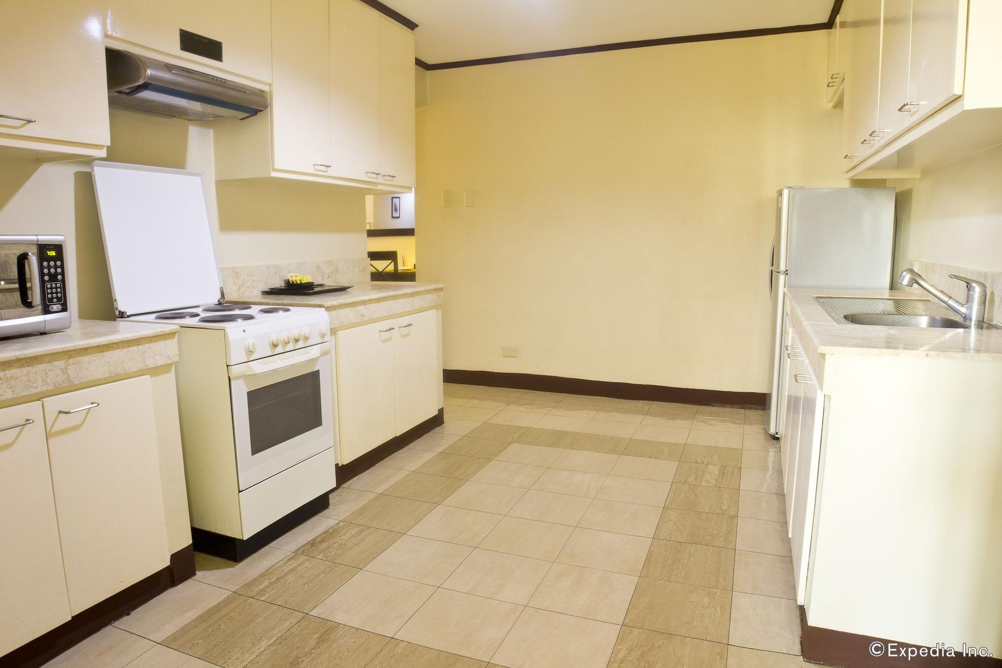Parque Espana Residence Hotel Muntinlupa City Buitenkant foto