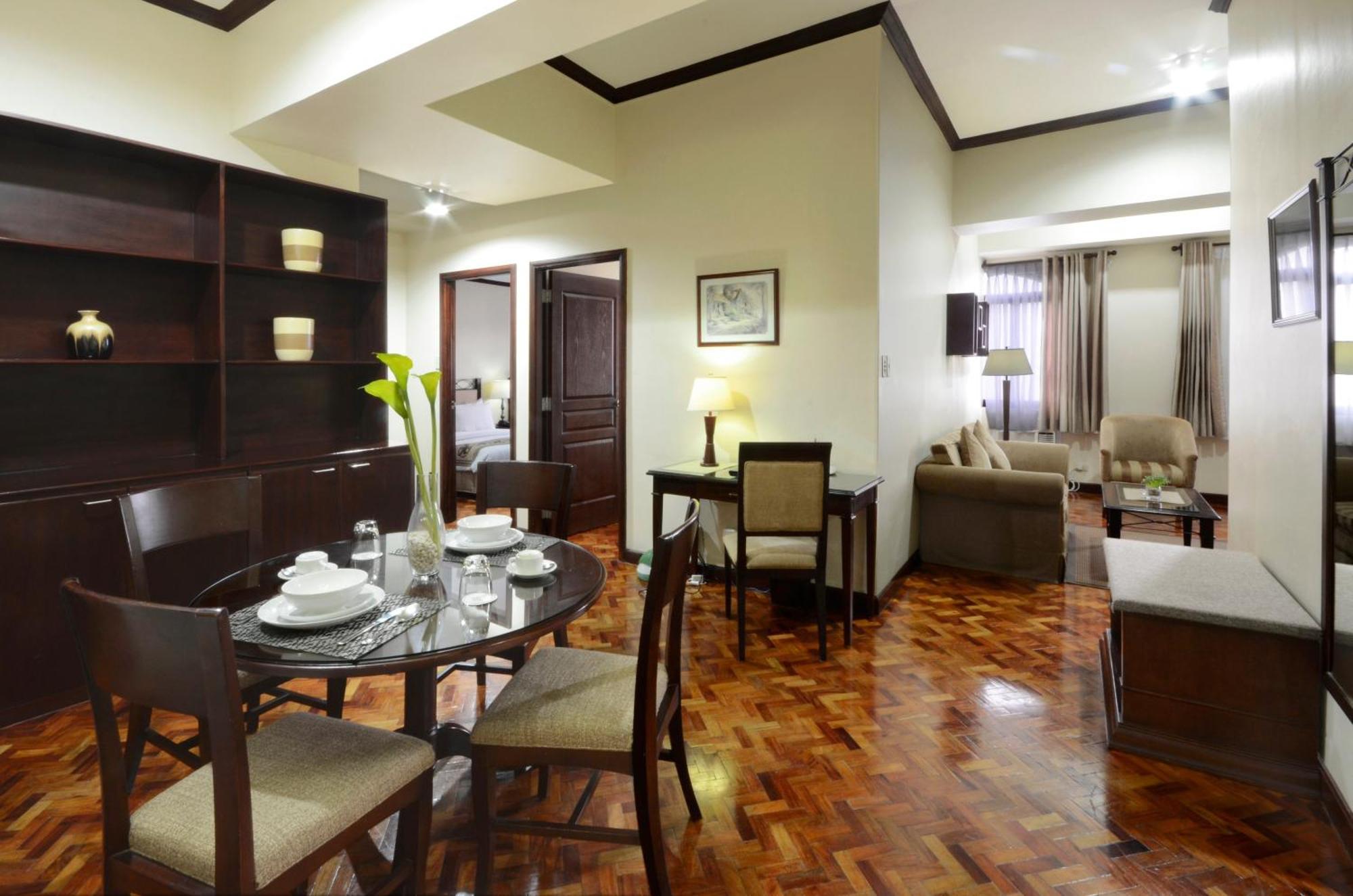 Parque Espana Residence Hotel Muntinlupa City Buitenkant foto