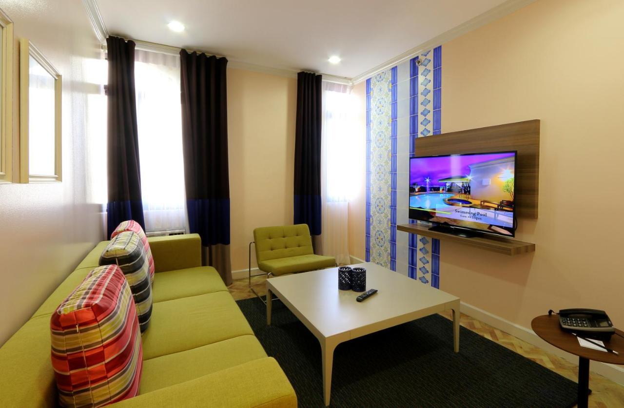 Parque Espana Residence Hotel Muntinlupa City Buitenkant foto